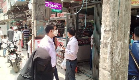 জনগণকে স্বাস্থ্যবিধি মানাতে প্রশাসনের তৎপরতা অব্যাহত 