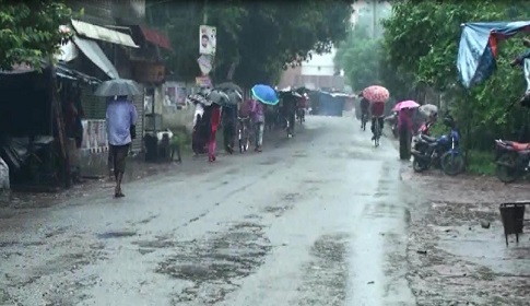 ৪ মাস পর সাতক্ষীরায় স্বস্তির বৃষ্টি