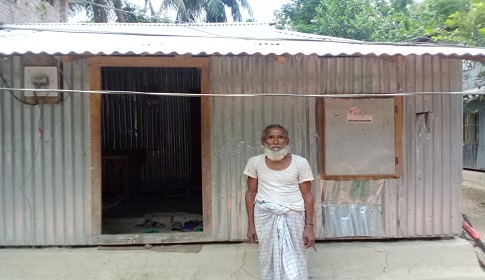 গলাচিপায় বসত ঘরে হামলা-ভাংচুর করায় থানায় অভিযোগ