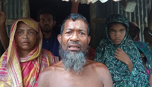 থানায় অভিযোগ করায় কৃষককে মারধর করে গরু আটক