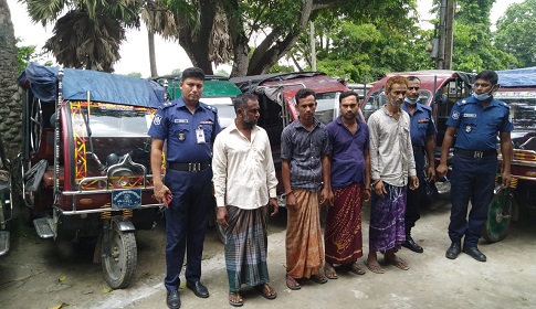 মাগুরায় ইজিবাইক চোর চক্রের ৪ সদস্য গ্রেফতার
