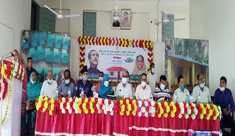 বালিয়াকান্দিতে ৭০টি গৃহহীন পরিবারকে স্বপ্নের ঘর হস্তান্তর