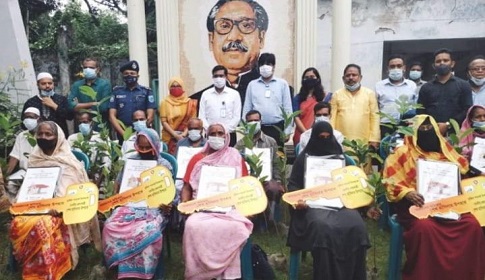 নারায়ণগঞ্জে ঘর পেলেন ১৮২টি গৃহহীন ভূমিহীন পরিবার