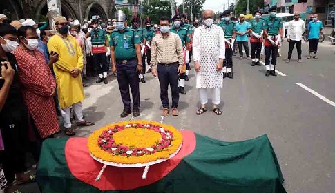 মুক্তিযোদ্ধা ও সাংবাদিক আলী আশরাফের দাফন সম্পন্ন