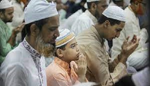 নিরানন্দের আরেকটি ঈদে মহামারি থেকে মুক্তির ফরিয়াদ