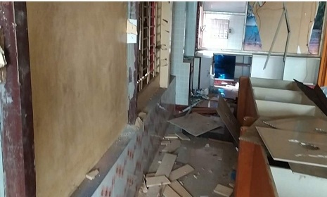 জাজিরায় ফুটবল খেলাকে কেন্দ্র করে মারপিট, আওয়ামী লীগের ক্লাব ভাঙচুর