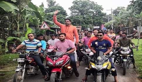লালপুরে ইউপি চেয়ারম্যান প্রার্থী পনিরের গণসংযোগ