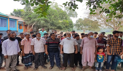 সিরাজগঞ্জ সদরে নৌকা প্রার্থী পরিবর্তন চেয়ে আ.লীগের একাংশের বিক্ষোভ