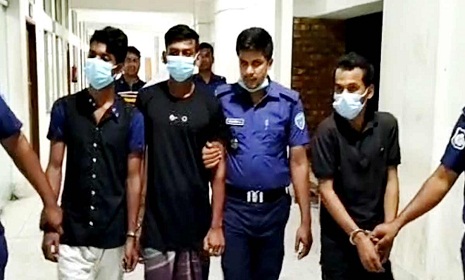 চৌমুহনীতে পূজামন্ডপে হামলা, ৩ জনের স্বীকারোক্তিমূলক জবানবন্দি