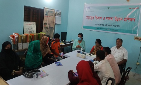 সাতক্ষীরায় এসিড সারভাইভারদের নেতৃত্বের বিকাশ ও দক্ষতা উন্নয়নে প্রশিক্ষণ
