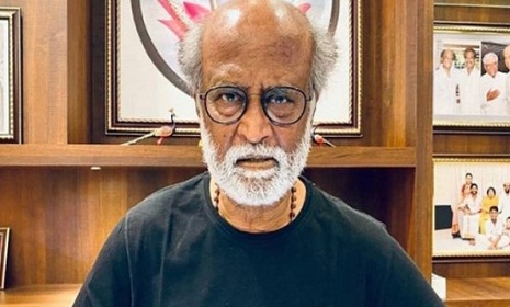 হাসপাতাল থেকে বাসায় ফিরলেন রজনীকান্ত