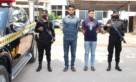 সিদ্ধিরগঞ্জে ইয়াবাসহ ২ মাদক ব্যবসায়ী আটক