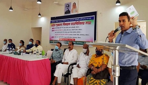 আগৈলঝাড়া ইউপি নির্বাচন উপলক্ষে প্রার্থীদের সাথে মতবিনিময়