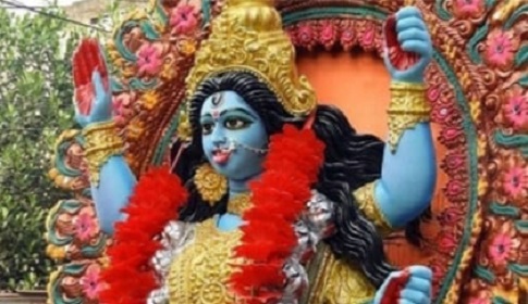 গলাচিপায় কালীপূজা ও দীপাবলি উৎসব পরিদর্শনে কেন্দ্রীয় যুবলীগ নেতা