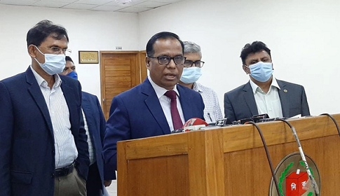 আজকের নির্বাচনে কেউ ভোটকেন্দ্রে মারা যায়নি : ইসি সচিব