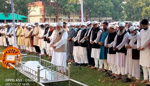 পারিবারিক গোরস্থানে শায়িত হলেন সাবেক মন্ত্রী আফসার উদ্দীন আহমদ 