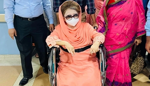 খালেদা জিয়া জীবন-মৃত্যুর সঙ্গে সংগ্রাম করছেন : ফখরুল