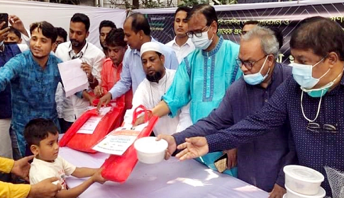 খালেদা জিয়ার চিকিৎসা নিয়ে ছিনিমিনি খেলছে সরকার : রিজভী