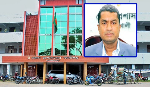 নিজ কক্ষ থেকে গণমাধ্যমকর্মীদের বের করে দিলেন নোয়াখালীর জেলা প্রশাসক!