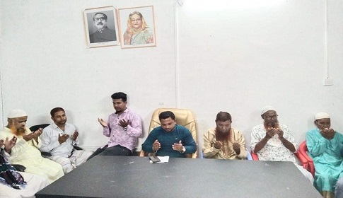 আশুলিয়ার ইয়ারপুরে মেম্বার প্রার্থী মালেকের উঠান বৈঠক