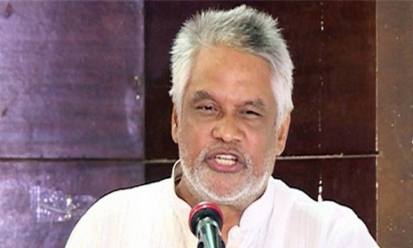 ‘সরকার খালেদাকে ‘স্লো পয়জন’ দিয়ে মৃত্যুর দিকে ঠেলে দিচ্ছে’