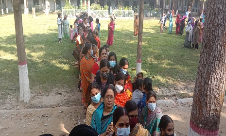 শ্রীমঙ্গল পৌর নির্বাচনে নারী ভোটারদের ব্যাপক উপস্থিতি