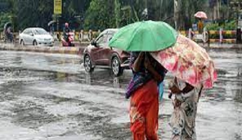 চট্টগ্রামে বৃষ্টি ও জনদুর্ভোগ