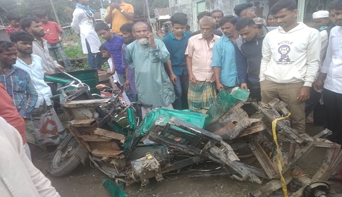 গৌরীপুরে ট্রেনের ধাক্কায় নিহত ১, আহত ৫