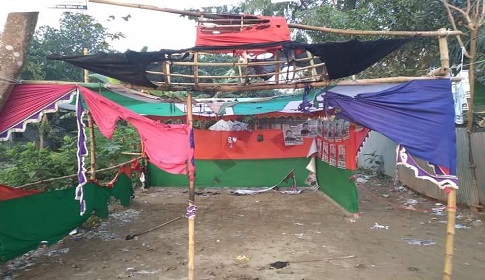 সোনারগাঁয়ে নৌকার নির্বাচনী প্রচার কেন্দ্রে অগ্নিসংযোগ