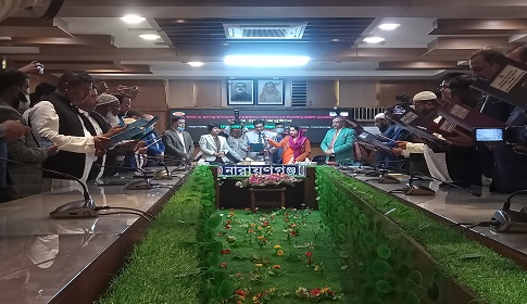 নারায়ণগঞ্জে ১৬ ইউপি চেয়ারম্যানের শপথ গ্রহণ