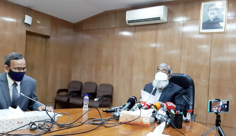 টিকার সনদ ছাড়া মার্কেটে প্রবেশ নয়, ট্রেন-প্লেন-লঞ্চেও না