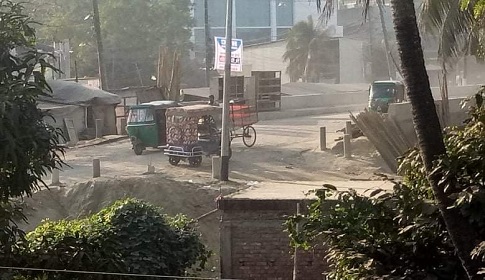 কর্ণফুলীতে ২ সেতুর মুখে ১২ রাস্তার সংযোগ কতটা নিরাপদ?