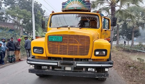 আদমদীঘিতে ট্রাক-মোটরসাইকেল মুখোমুখি সংঘর্ষে নিহত ১