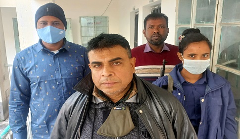 গৌরনদীর নাশকতার মামলার আসামী শাহীনকে ঢাকা থেকে গ্রেফতার