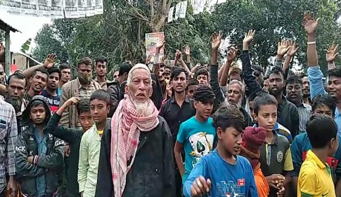 আড়াইহাজারে গণপিটুনিতে তিন ব্যক্তি নিহতের ঘটনায় পঞ্চম শ্রেণির শিক্ষার্থীর বিরুদ্ধে মামলা!