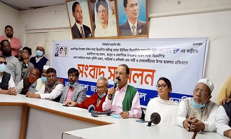 ‘বাতি নেভার আগে যেভাবে জ্বলে ওঠে, সরকারের অবস্থাও এখন তাই’