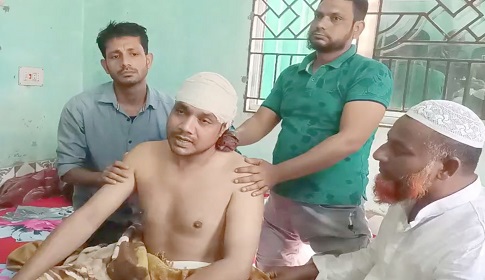 বন্দরে চাঁদার দাবিতে আ.লীগ নেতার উপর সন্ত্রাসী হামলা