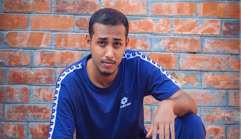 ১১তম গিনেস রেকর্ড গড়লেন মাগুরার ফয়সাল