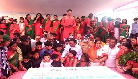 ফরিদপুরে মুক্তির উৎসব ও সুবর্ণ জয়ন্তী মেলার উদ্বোধন