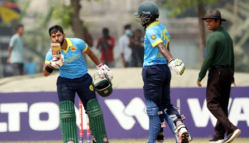 ৬৩ বলে সেঞ্চুরি শামীম পাটোয়ারীর