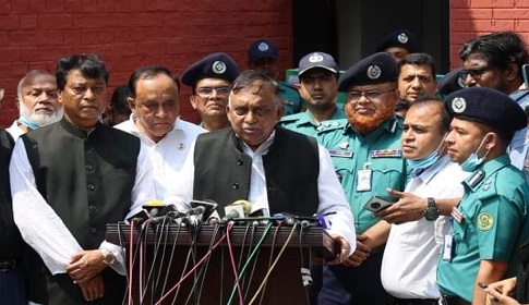 প্রধানমন্ত্রী জনগণের ভরসায় চলেন : স্বরাষ্ট্রমন্ত্রী