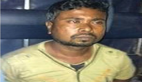 রাজারহাটে বাবা হত্যার দায়ে ছেলে আটক