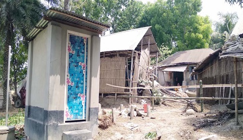 মধুখালীতে বসত বাড়ীর পাশে জমি দখল করে রাস্তা বন্ধ!