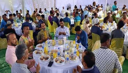 বর্ণিল আয়োজনে মৌলভীবাজার সদর মডেল থানার ইফতার মাহফিল
