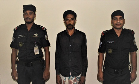 সিরাজগঞ্জে ইয়াবাসহ মাদক ব্যবসায়ী আটক