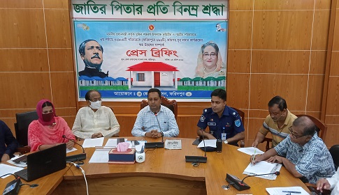 ‘প্রধানমন্ত্রী কাউকে গৃহহীন হিসেবে দেখতে চান না’