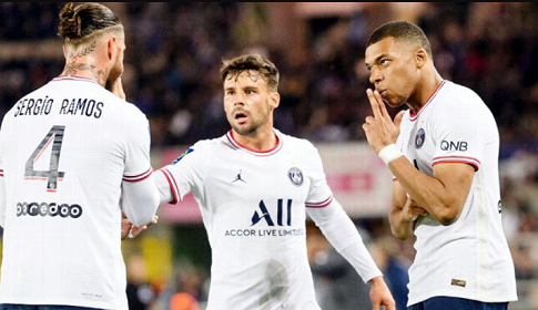 এমবাপের জোড়া গোলেও জয় বঞ্চিত পিএসজি