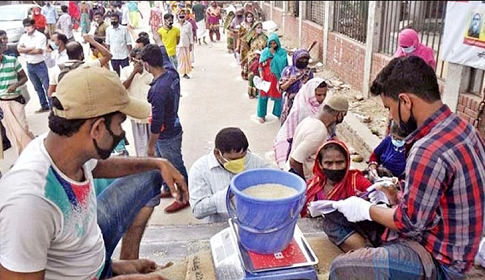 বাজেটে বাড়বে ১০ টাকা দরে চাল বিতরণ কর্মসূচির পরিধি