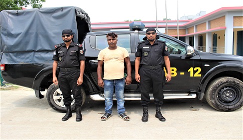 সিরাজগঞ্জে পৃথক অভিযানে হোরোইন-ইয়াবাসহ আটক ২