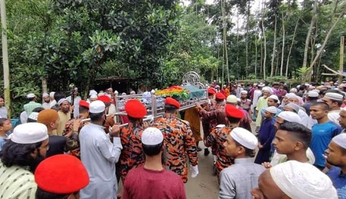শেরপুরে ফায়ার ফাইটার রনির রাষ্ট্রীয় মর্যাদায় দাফন
